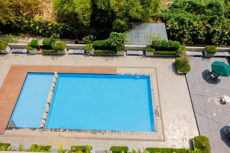 Sport & Beauty 2, Cozy and Elegant Studio Bintaro Park View Apartment By Travelio, Jakarta Selatan