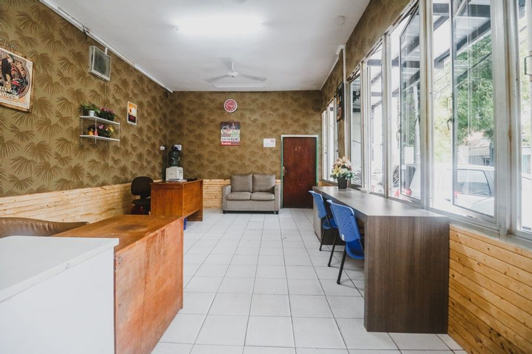 RedDoorz near Lokasari Mangga Besar 7, West Jakarta
