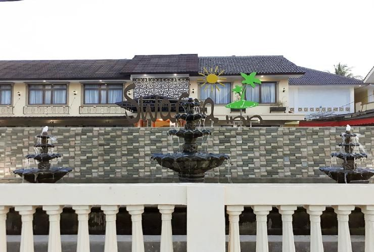 Exterior & Views 1, Hotel Swarna Lebak Banten, Lebak