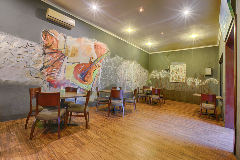 Food & Drinks 2, Literooms Minijack Megamendung Puncak, Bogor