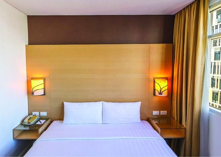 Bedroom 5, St Giles Makati, Makati City
