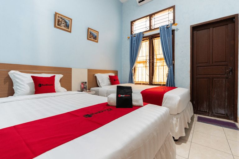 Bedroom 3, RedDoorz @ Pengayoman Panakkukang 3, Makassar