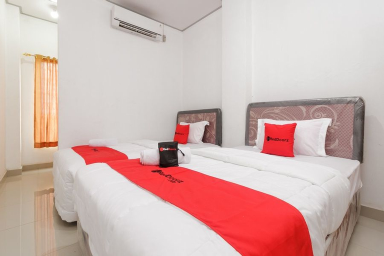 RedDoorz Syariah near RSU Suaka Insan, Banjarmasin