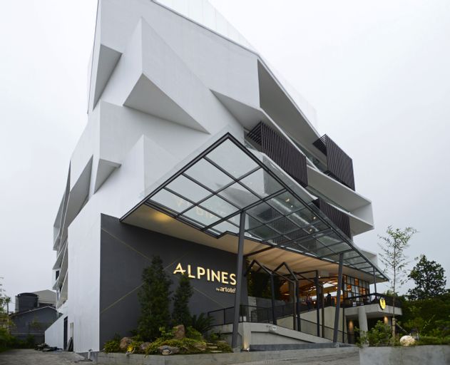 Alpines by ARTOTEL, Malang