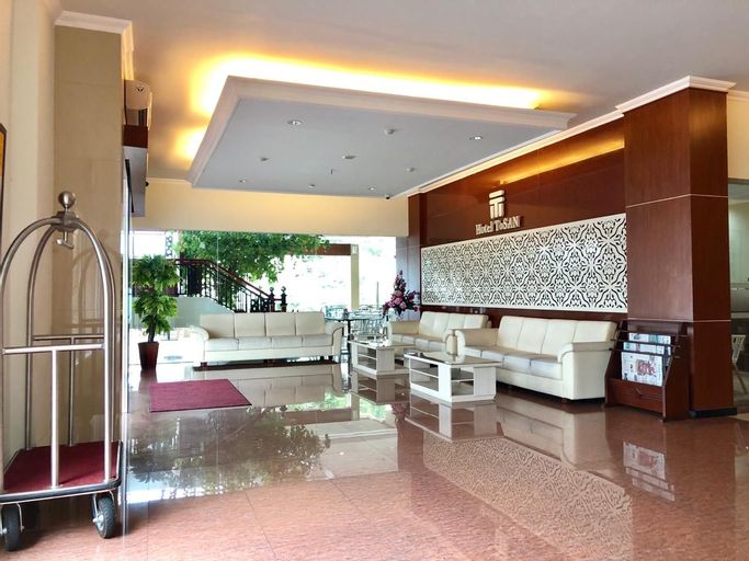 Hotel ToSAN Solo Baru, Sukoharjo