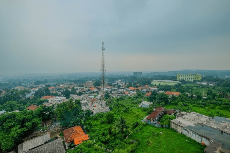 Exterior & Views 2, Minimalist Studio Room Bogorienze Resort near The Jungle By Travelio, Bogor