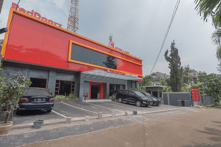 RedDoorz @ Cipaku, Bandung