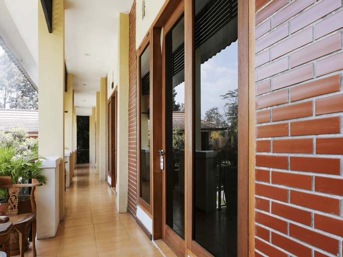 OYO 261 Sasono Putro Guest House, Sleman