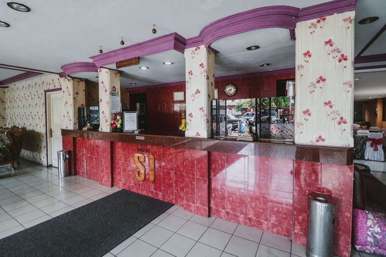 Public Area 3, RedDoorz Plus near RSCM Jakarta, Central Jakarta