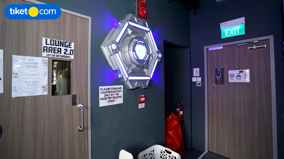 Others 5, Met A Space Pod @ Arab Street, Singapore