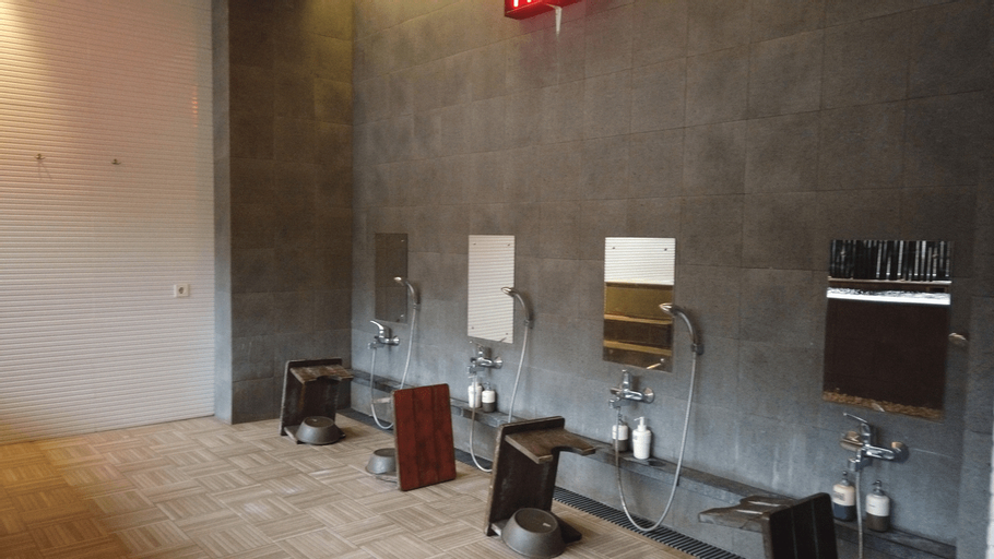 Trendy and Spacious Studio Azalea Suites Apartment By Travelio, Cikarang