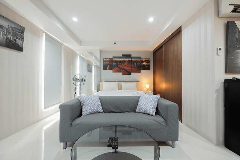 Exterior & Views 2, Elegant and Comfy Studio Azalea Suites Apartment Cikarang By Travelio, Cikarang