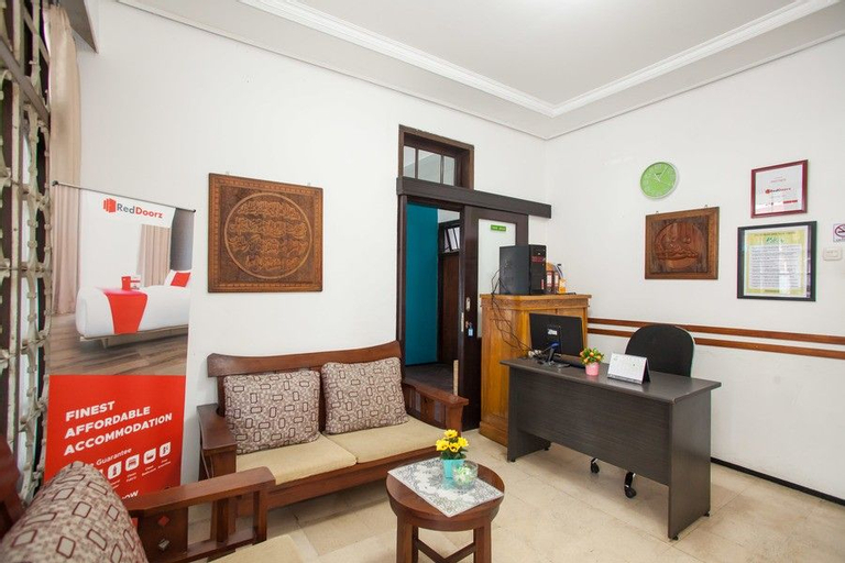 RedDoorz near Sanan Malang, Malang