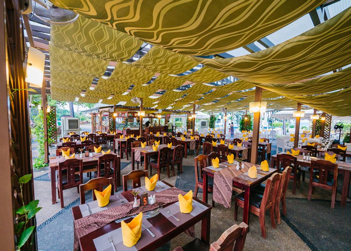Nirwana Beach Club, Bintan