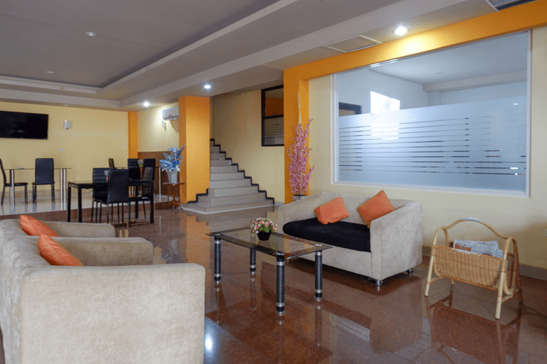 Public Area 2, RedDoorz Plus @ Cameloan Hotel Palu, Palu