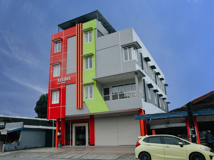 OYO 1006 Azzahra Guest House, Ambon