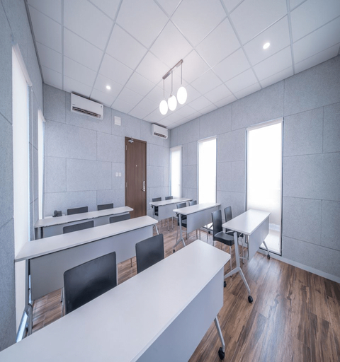 Business Facilities 19