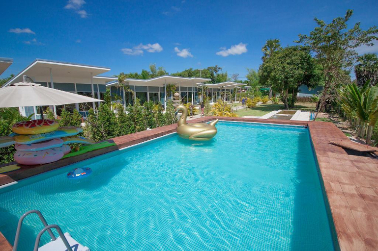 Sport & Beauty 2, Bluemoon Riverside Resort, Phibun Mangsahan