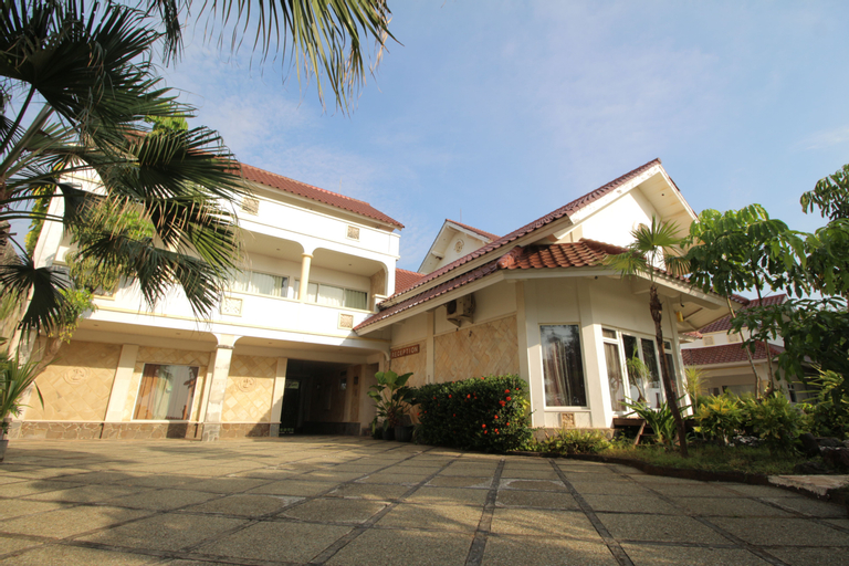 Bayfront Hotel Jepara, Jepara