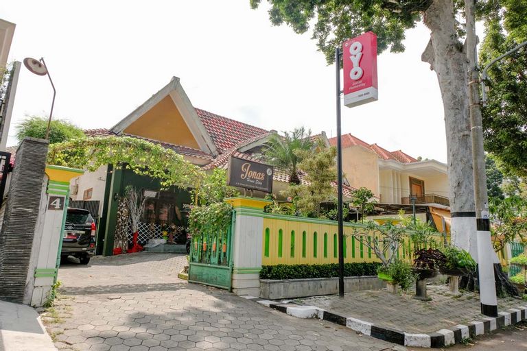 OYO 2772 Jonas Homestay, Malang
