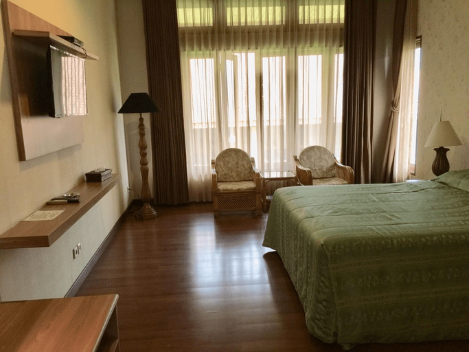 Bedroom 2, The La OMA CAFE & HOTEL, Bandung