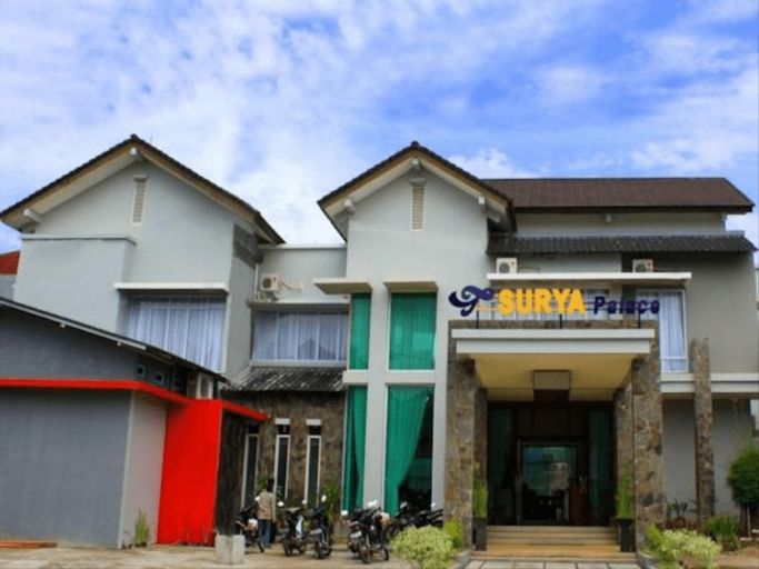 Hotel Surya Palace Syariah, Padang