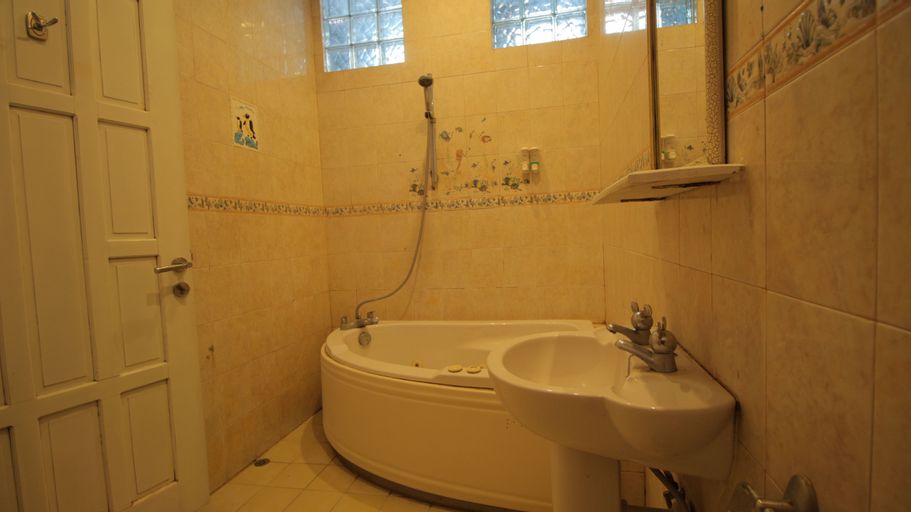 Bayfront Hotel Jepara, Jepara