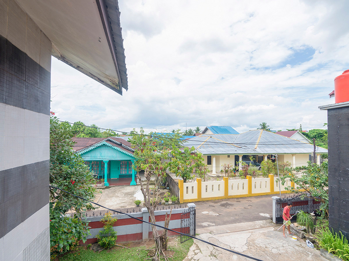 OYO 2187 Hm Guest House, Pontianak