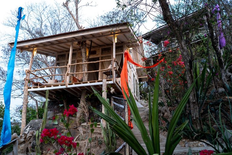 Selini on the Hill Villas, Manggarai Barat