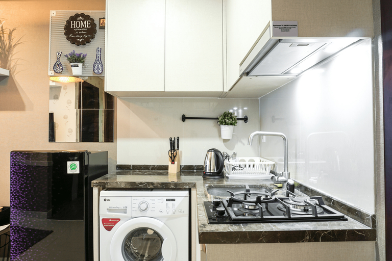 2BR Apartment at Puri Mansion near Puri Indah Mall By Travelio, Jakarta Barat