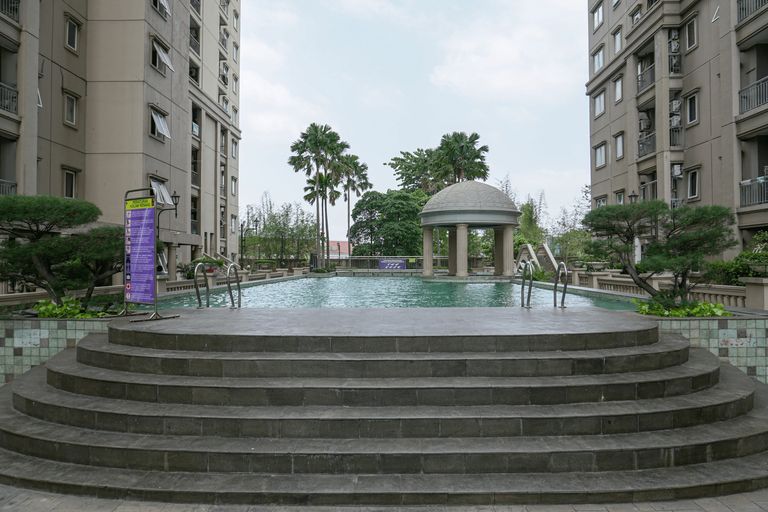 Brand New and Modern 3BR Grand Palace Kemayoran Apartment By Travelio, Central Jakarta