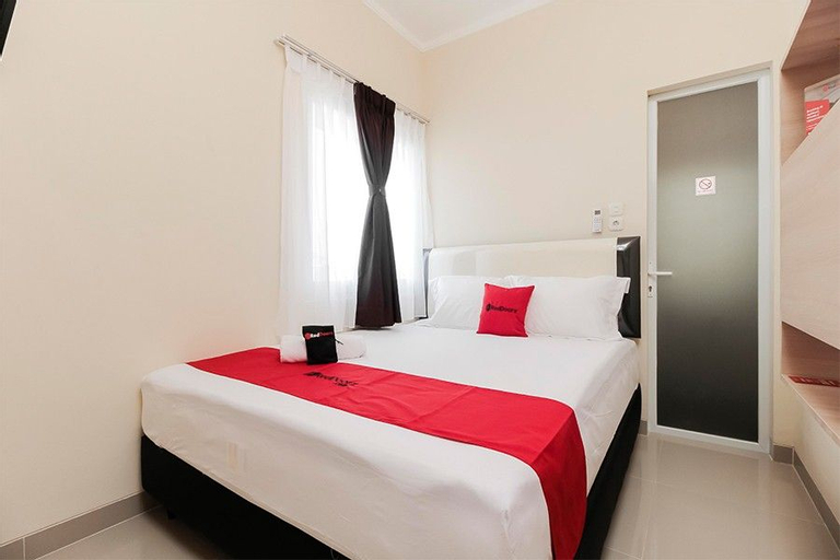 RedDoorz near Soekarno Hatta Airport, Tangerang