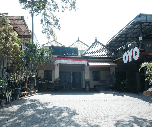 OYO 1130 Bandoeng Guest House Syariah, Malang