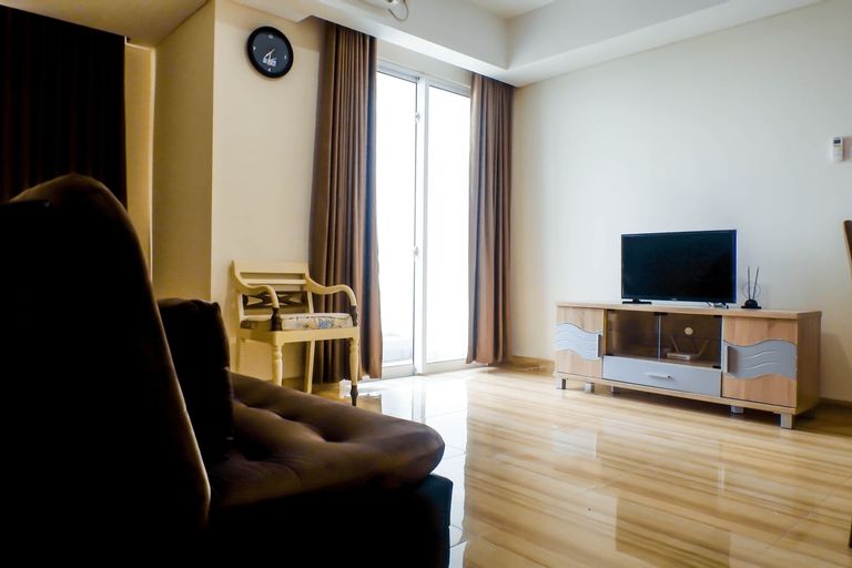 Deluxe 2BR Apartment at Grand Sungkono Lagoon By Travelio, Surabaya