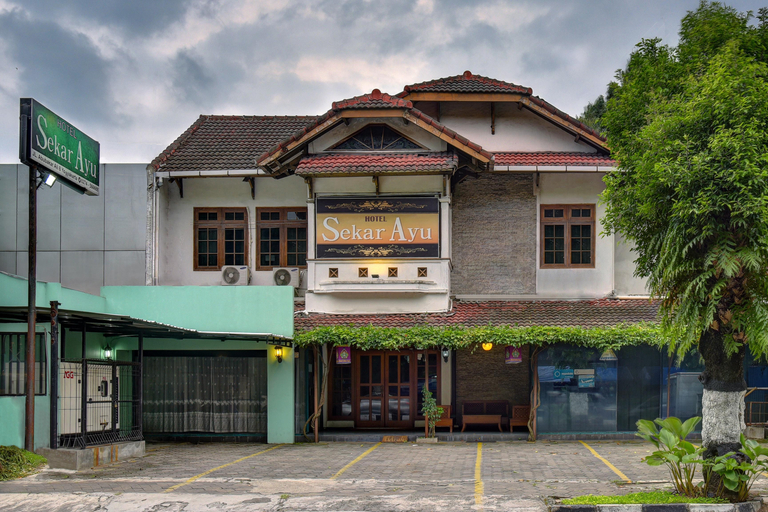 Exterior & Views 2, Sekar Ayu Hotel Malioboro, Yogyakarta