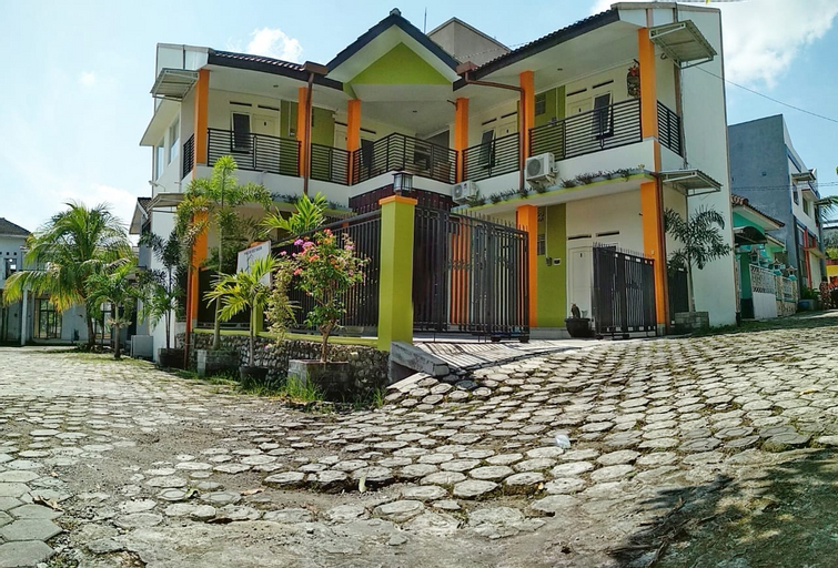 Rumah Tidar Syariah, Jember