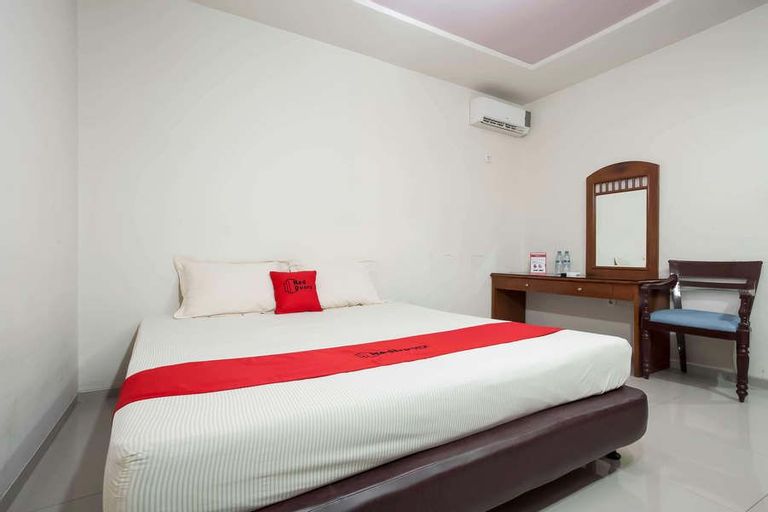 RedDoorz @ Panglima Sudirman, Surabaya
