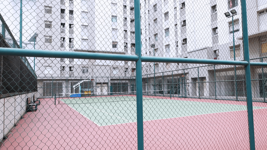 Green Bay Pluit 2BR Apartment With Direct Access To Shopping Center By Travelio, North Jakarta