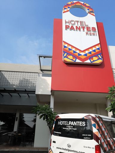 Hotel Pantes Candi Simpang Lima, Semarang