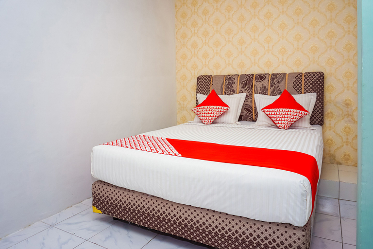 OYO 433 Nelvi Guest House Syariah, Padang