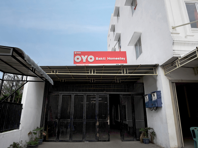 Exterior & Views 2, OYO 622 Bakti Homestay, Medan