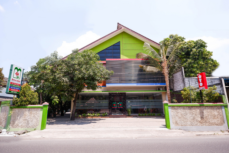 OYO 1532 Mawar Indah hotel, Solo