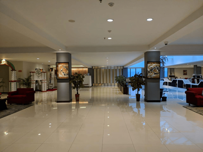The Ammeerra, Bandung