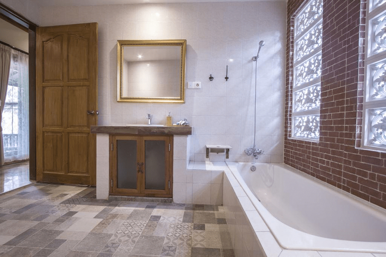 Bathroom 5, A4K Sanggingan Villa, Gianyar
