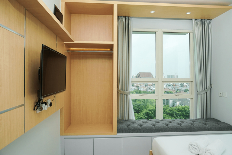Modern 2BR Apartment at CitraLake Suites By Travelio, Jakarta Barat