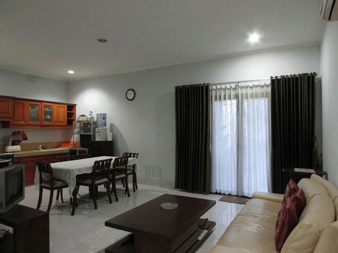 Guest House Roemah Nenekoe BuahBatu, Bandung