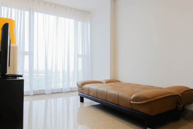 Bedroom 3, Comfy and Elegant 1BR Branz BSD Apartment By Travelio, Tangerang Selatan