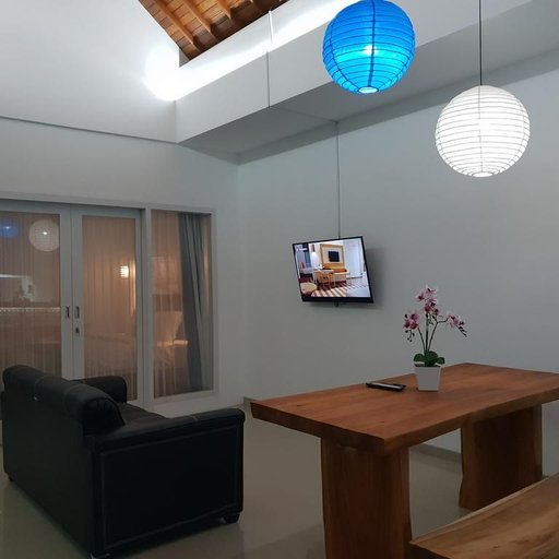 Others 3, Villa Sapphire, Badung