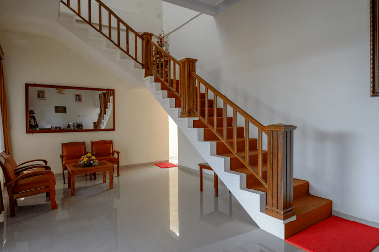 Public Area 2, RedDoorz near Stadion 45 Karanganyar, Karanganyar
