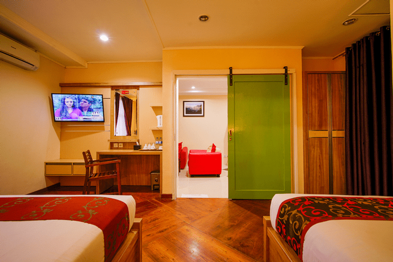 Bedroom 5, Kharisma Hotel Bukittinggi, Bukittinggi